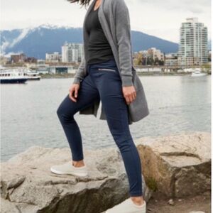 Athleta Ponte Moto 2.0 Leggings Tights Pants Navy Size 2